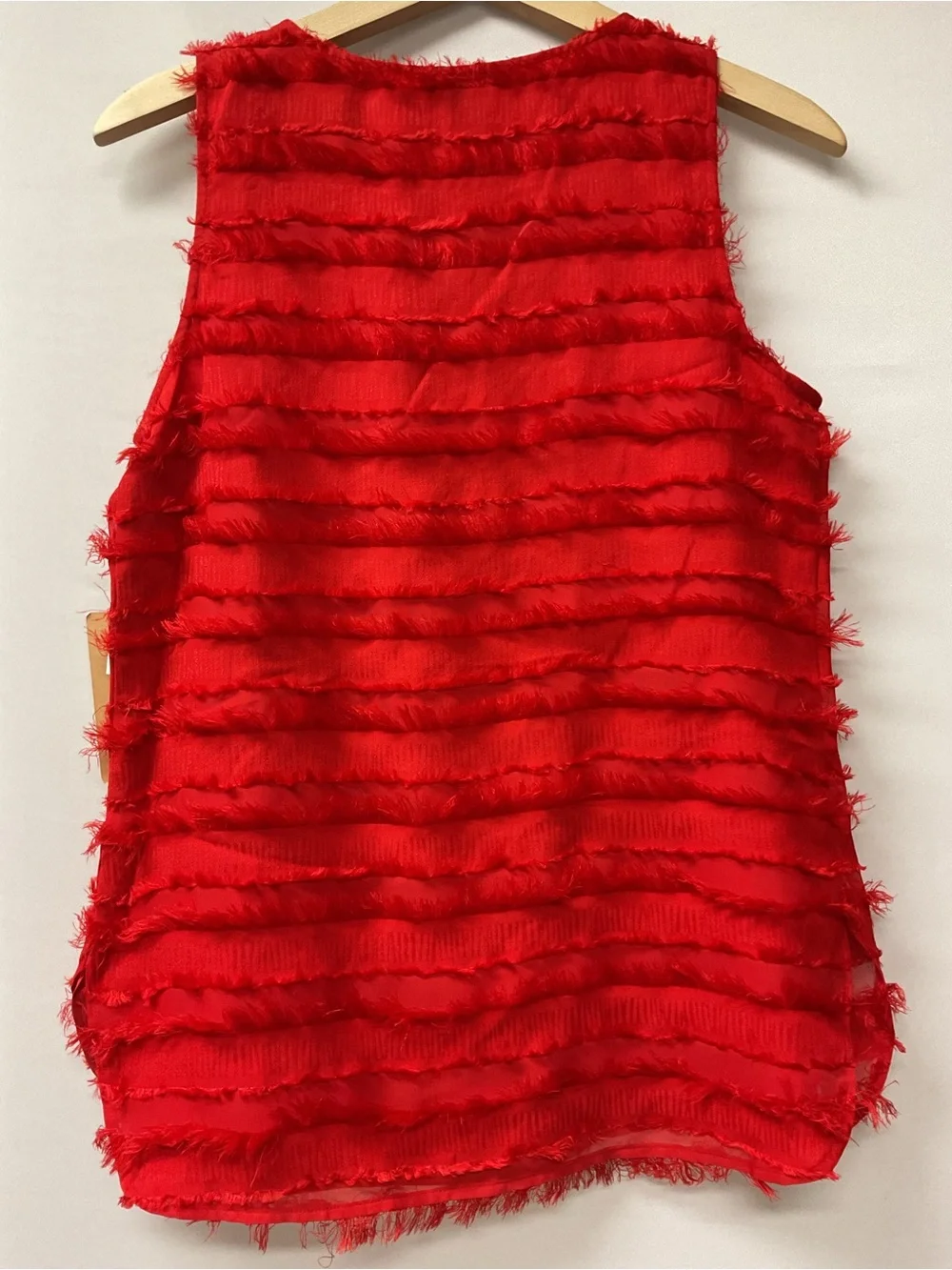 Brand New-Halogen Women’s Red Fringe Stripe Sleeveless Top - Picture 3 of 3